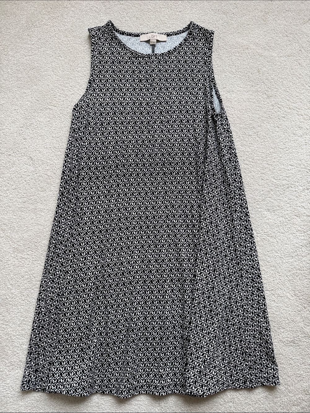 LOFT Black & White Sleeveless Swing Dress